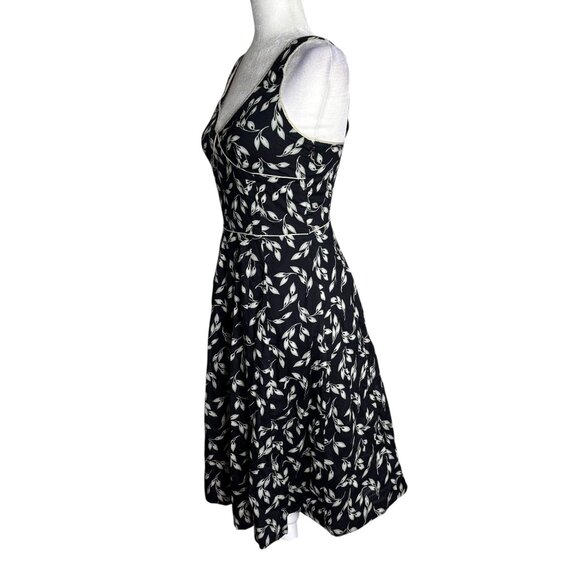 Gap Floral Sleeveless V Neck A Line Swing Dress Size 2 Black Side Zipper Lined - Picture 3 of 6